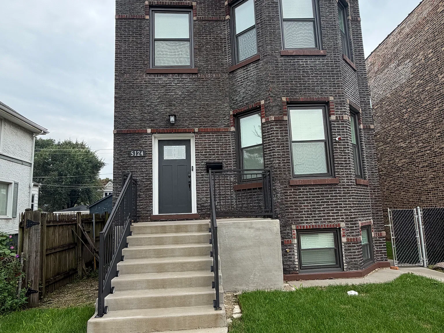 2 bed, $2,100 — Photo 4