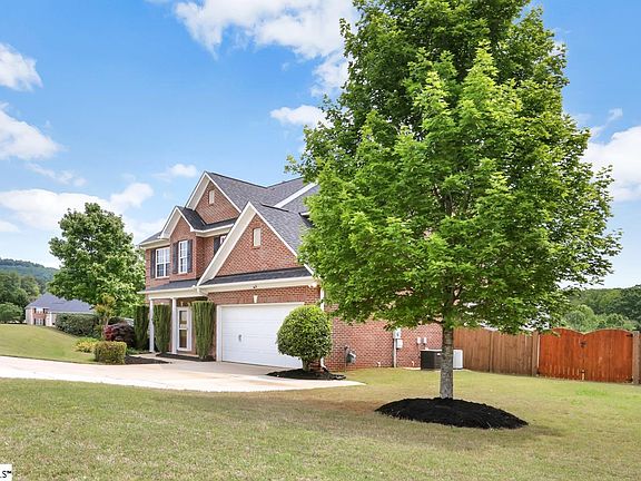 2nd image of 201 Morganshire Dr