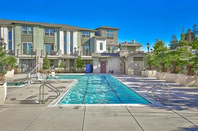 880 Apollo Pl — Photo 28