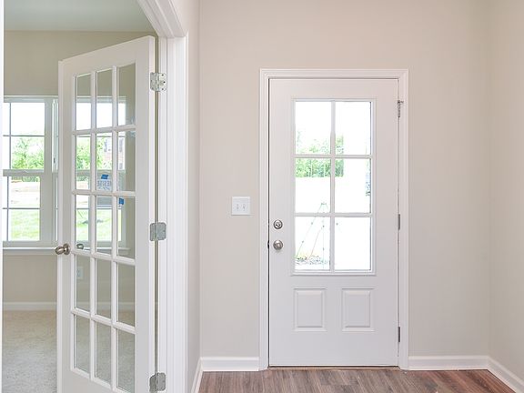 2nd image of 3624 Rivermont