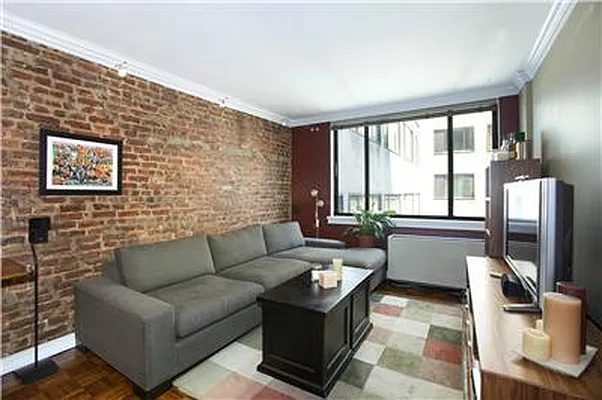 Sold by R New York | media 1