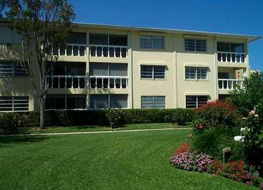 1st image of 80 Venetian Dr APT 203