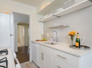 33 E Roumfort Rd APT J1, Philadelphia, PA 19119