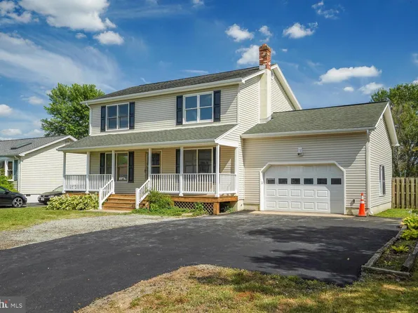 6735 Huntland Dr, Bealeton, VA 22712