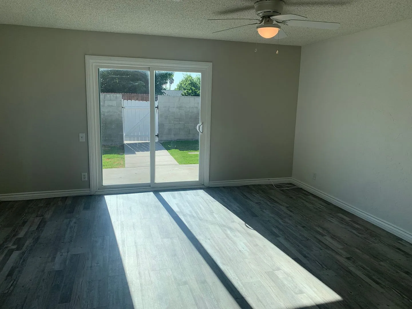 Beautifully Upgraded 3 Bedroom 2 Bath Home in Lovely West Hills Neighborhood! — Photo 3