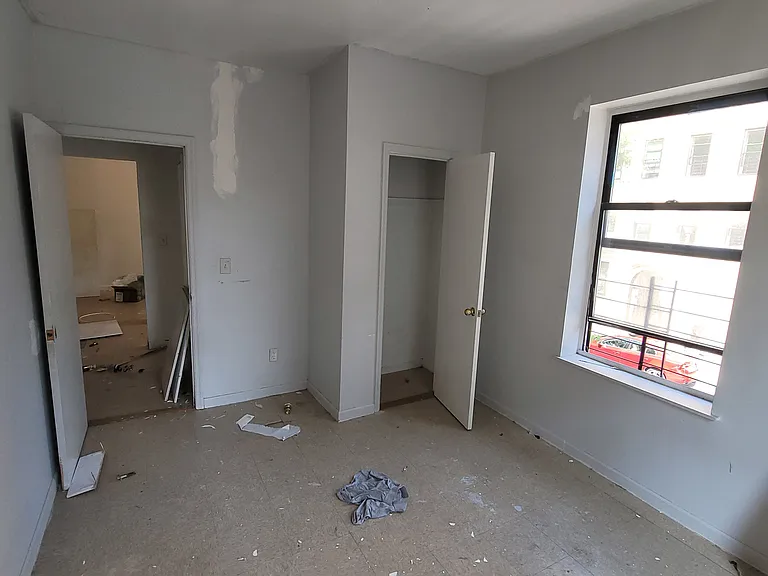 2387 Morris Ave #2A — Photo 12