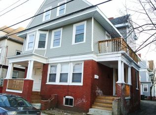 112 Daboll St #2, Providence, RI 02907