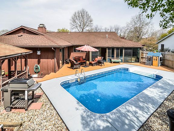 2nd image of 405 Saline River Dr