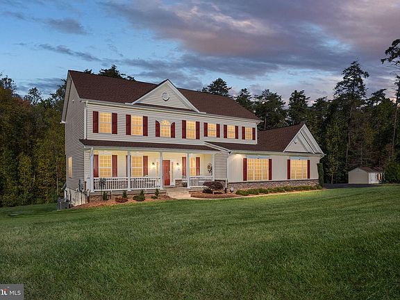 4th image of 33 Avalon Ln