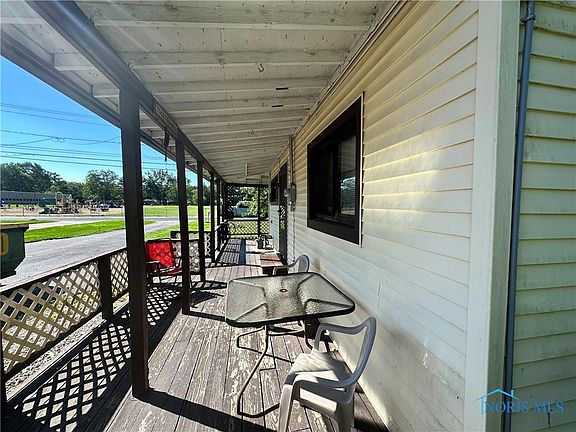 4th image of 3606 McGregor Ln