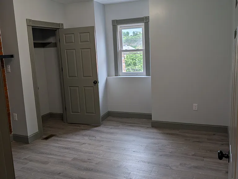 5334 Dresden Way — Photo 13