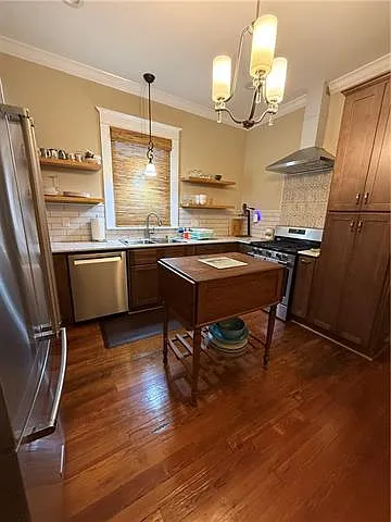 4915 Laurel St — Photo 10