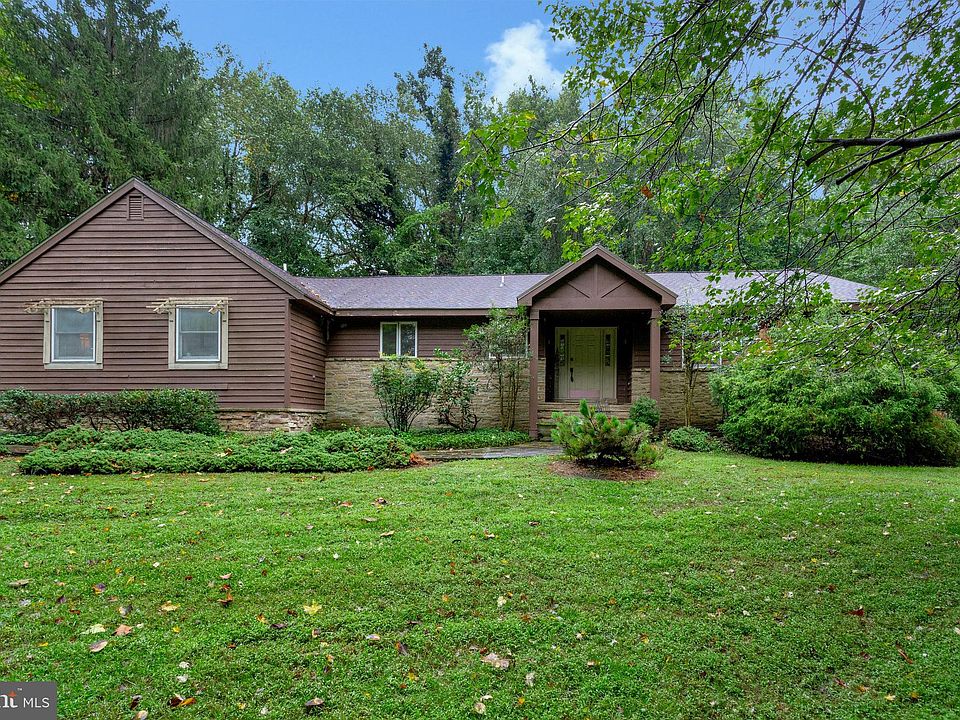 1st image of 3886 Greenmeadow Ln