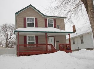 1038 Mackubin St, Saint Paul, MN 55117