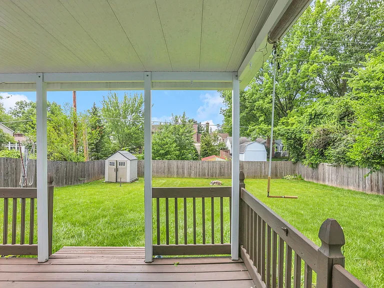 6399 Silverleaf Ave — Photo 20