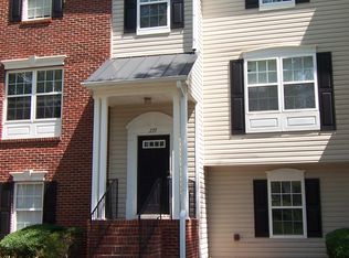 239 Village Square Dr, Woodstock, GA 30188