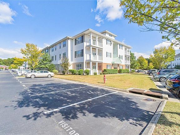 2nd image of 2424 Chancery Ln APT 105