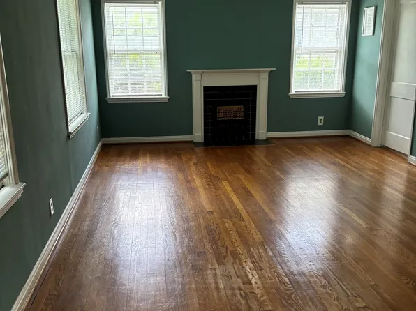 2349 Wroxton Rd, Houston, TX 77005