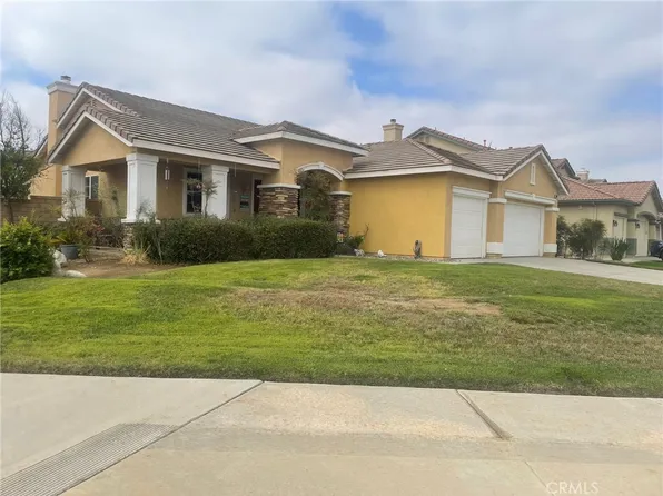 28823 Sunburst Dr, Menifee, CA 92584
