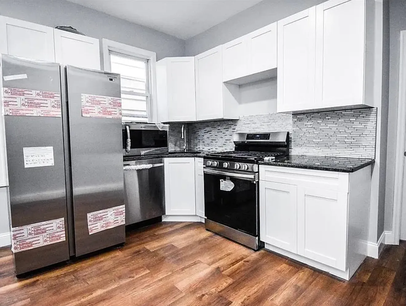 3 bed, $3,100 — Photo 1