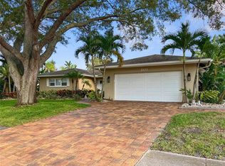 1171 Overcash Dr, Dunedin, FL 34698