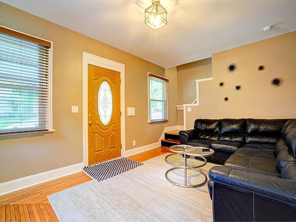2nd image of 5521 Bosworth Pl