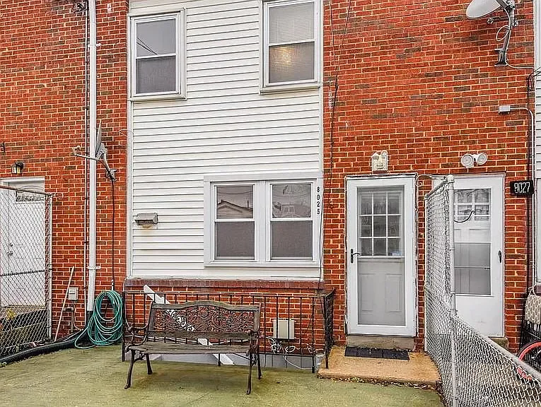 8025 Lansdale Rd — Photo 3