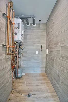 Sold by Homes R Us Realty Of NY Inc | media 21