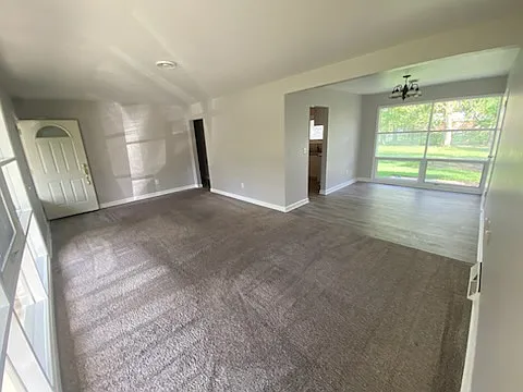 3 bed, 1.5 bath, 1104 sqft, $1,800 — Photo 3