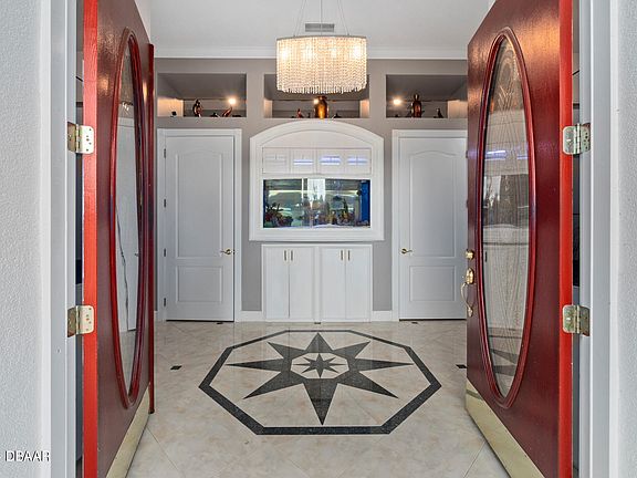 5th image of 135 Cedar Creek Way