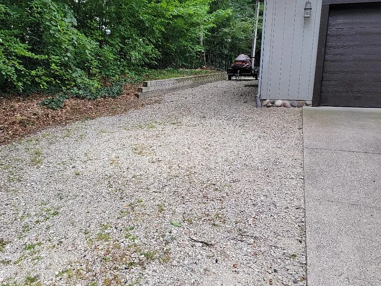 978 Sycamore Dr — Photo 20