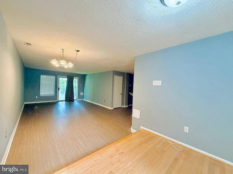 4880 Dorsey Hall Dr #6 — Photo 2