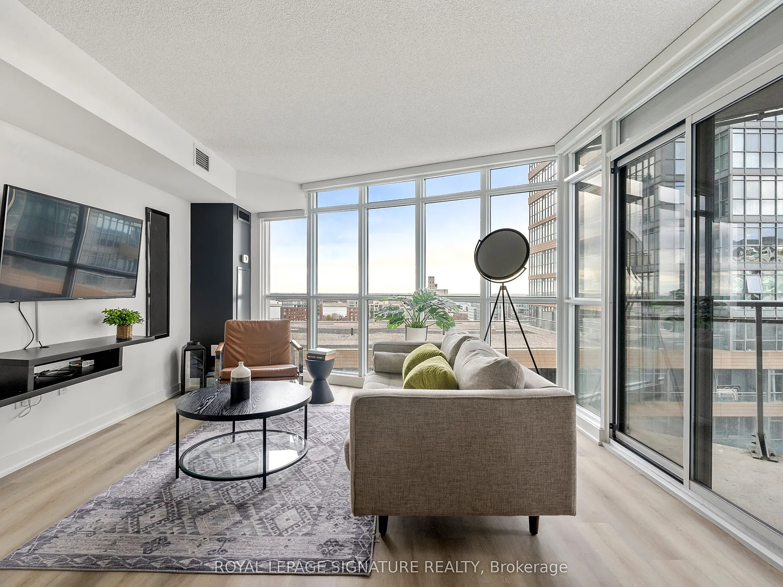 2 bed, $3,800 — Photo 3