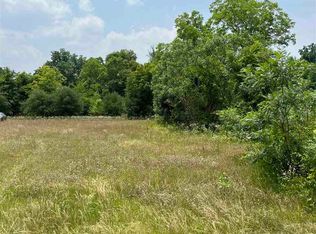 Davis St, Cheraw, SC 29520