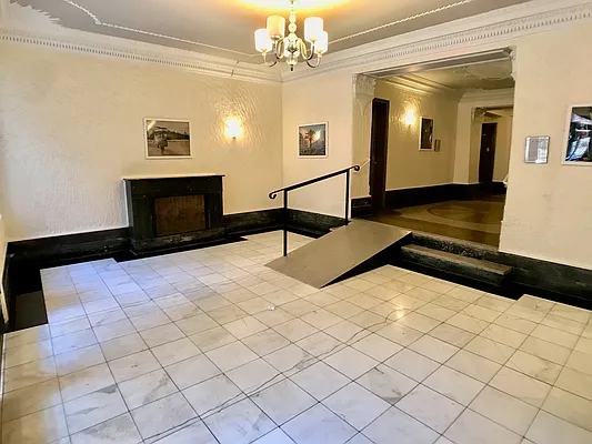 Rented by Bohemia Realty Group | media 30