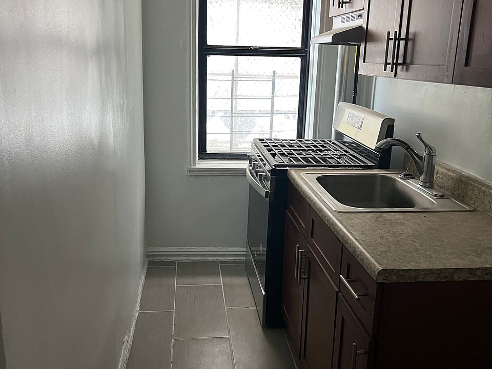 2nd image of 55 E 210th St APT 1E