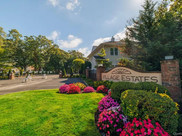 62 Sarah Court, Amityville, NY 11701