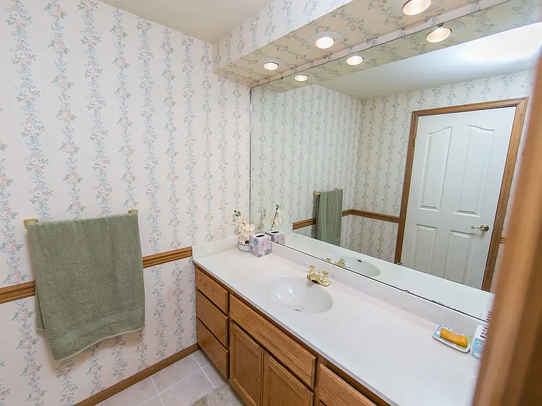 906 38th St #1 — Photo 22