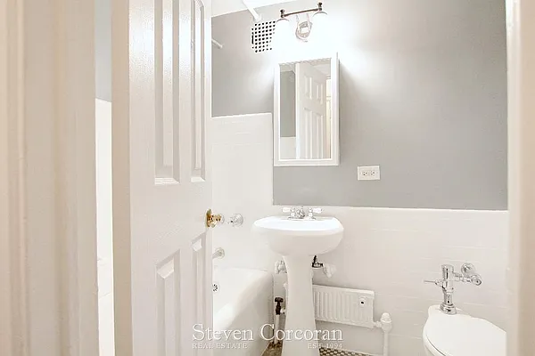 Sold by Steven Corcoran Real Estate | media 8