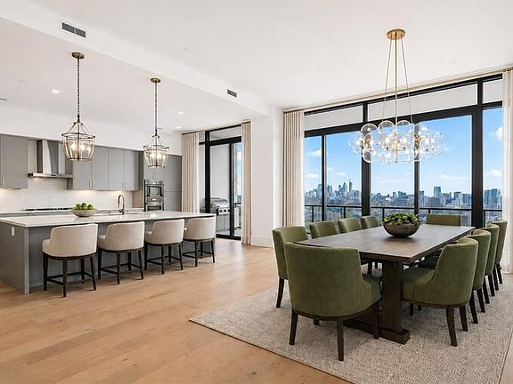2nd image of 2425 Peachtree Rd #1806