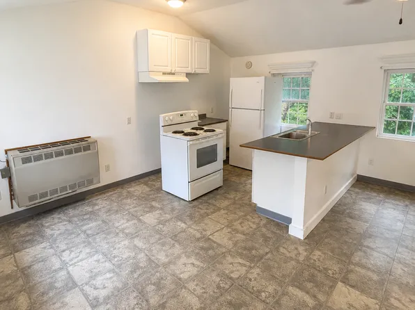 Antrim Cottages, 119 Keene Rd #4, Antrim, NH 03440