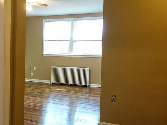 5th image of 4108 40th St APT 101