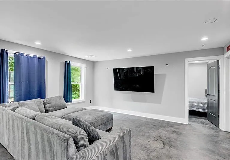 3355 E Gate Dr — Photo 39