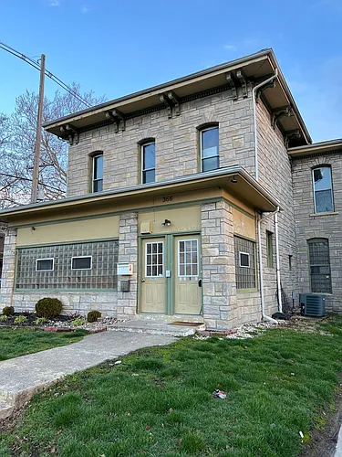 366 W Prairie Ave Photo 1