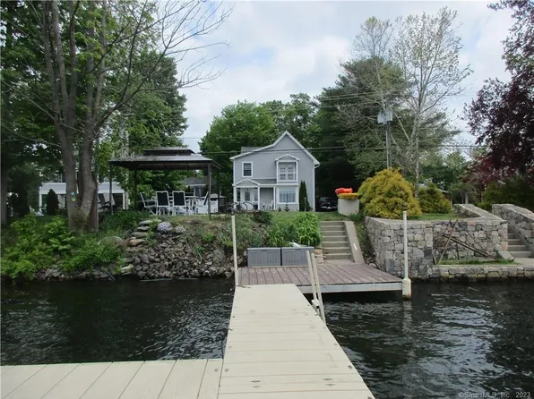 216 East Lake Street, Winchester, CT 06098