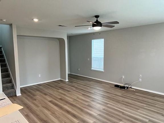 4th image of 6420 Carriage Pines Dr
