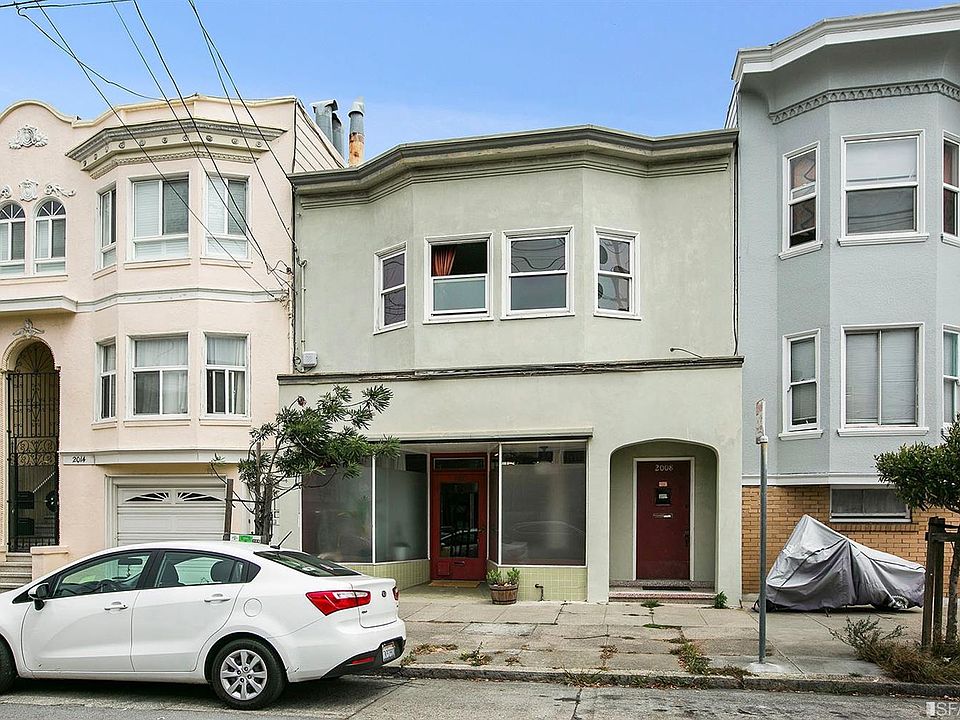 2nd image of 2008-2010 Balboa St