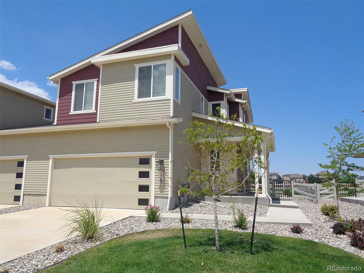 Building Photo - 1782 Peak Prairie Ln