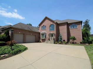 302 Bridle Trl, Venetia, PA 15367