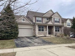 3532 Gallant Fox Dr, Elgin, IL 60124